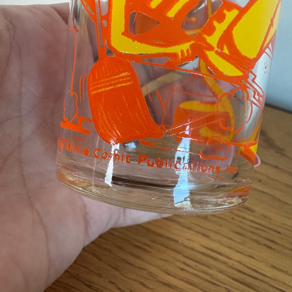 Vintage 1971 Sabrina the Teenage Witch Archie Comics Juice Glass Orange - Picture 3 of 9